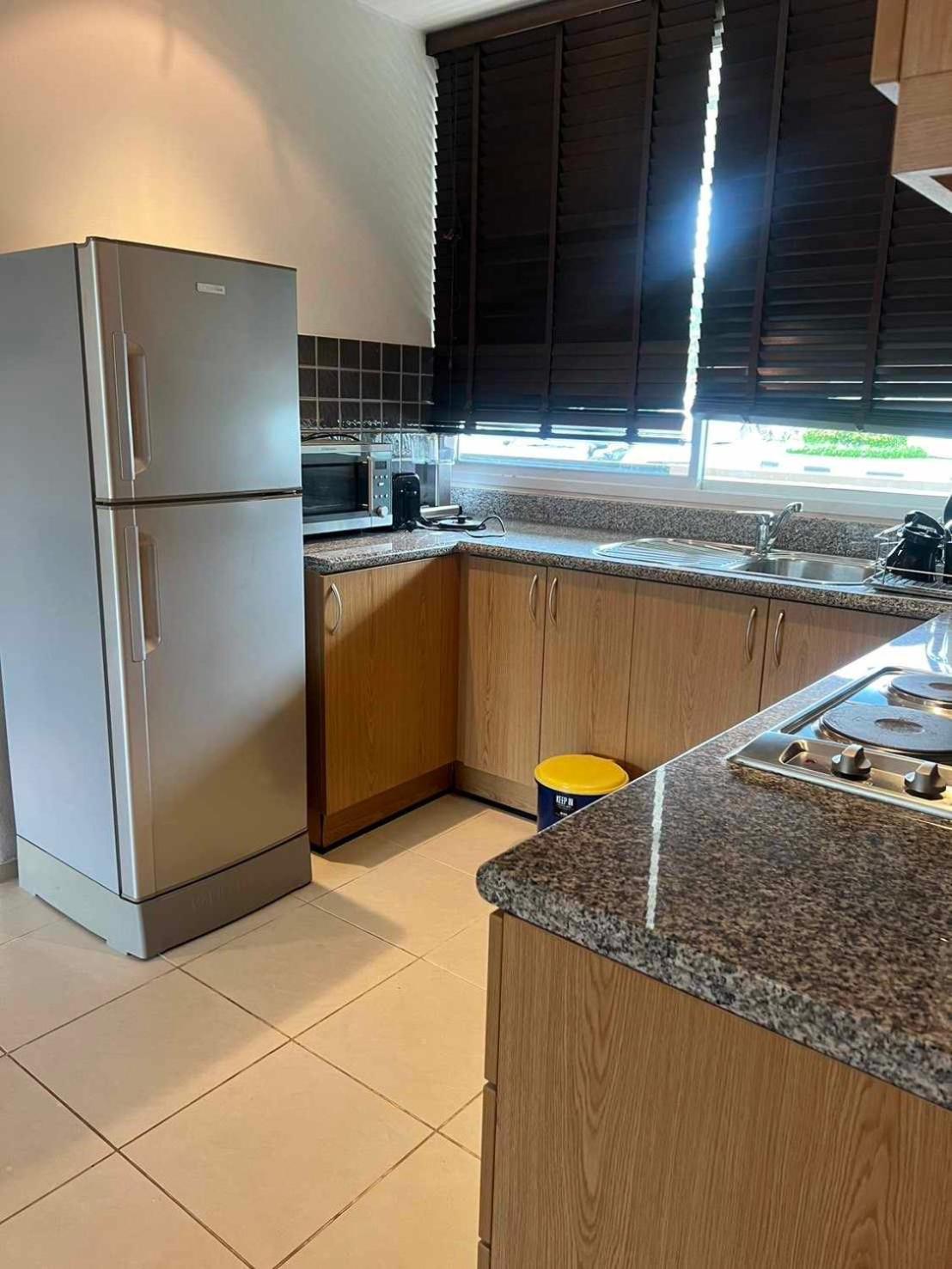 Seaview Condominium B15 Rayong Esterno foto
