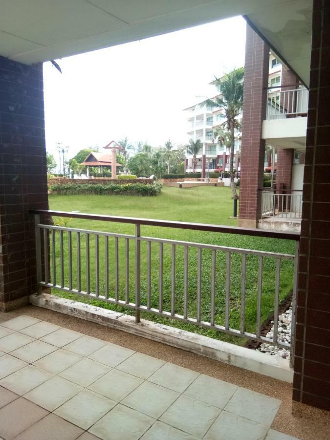 Seaview Condominium B15 Rayong Esterno foto