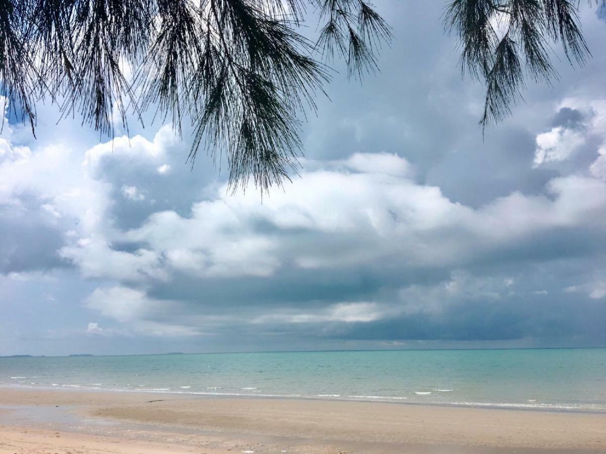 Seaview Condominium B15 Rayong Esterno foto